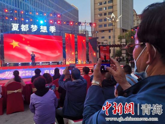 ͼΪÆô¶¯ÒÇʽÏÖ³¡¡£ÀîöÁ Éã ͼΪÆô¶¯ÒÇʽÏÖ³¡¡£ÀîöÁ Éã