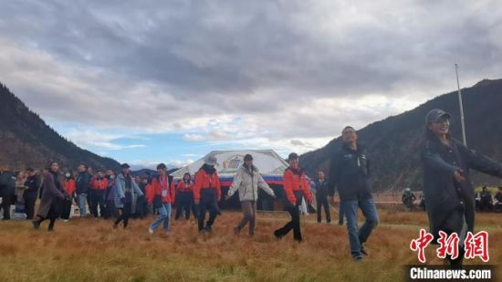 ͼΪý���ż����뵱�����ڹ��衣�����Ѿ�����