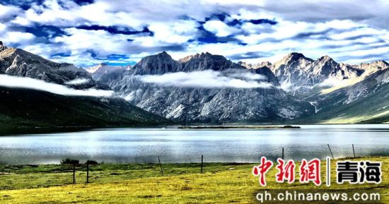 ͼΪÄê±£ÓñÔò¡£¾ÃÖÎÏØÎ¯Ðû´«²¿ ¹©Í¼ ͼΪÄê±£ÓñÔò¡£¾ÃÖÎÏØÎ¯Ðû´«²¿ ¹©Í¼