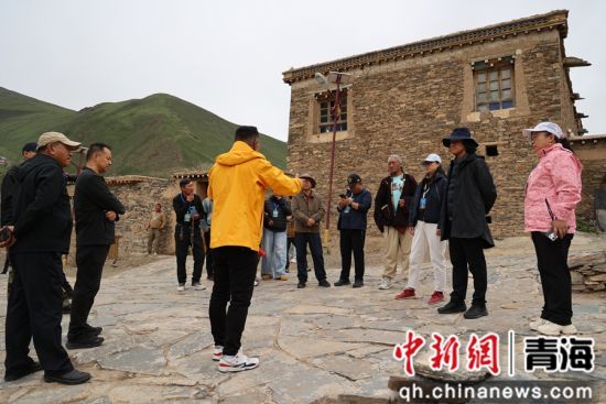 ͼΪÓë»áÈËÔ±¿ªÕ¹ÊµµØµ÷ÑС£³Æ¶àÏØÕþ¸®°ì¹©Í¼ ͼΪÓë»áÈËÔ±¿ªÕ¹ÊµµØµ÷ÑС£³Æ¶àÏØÕþ¸®°ì¹©Í¼