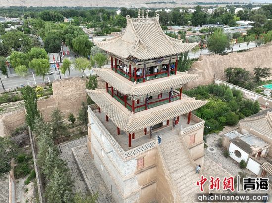 图为贵德玉皇阁。殷荣成摄 图为贵德玉皇阁。殷荣成摄