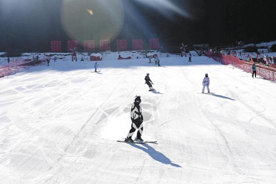 ²ÎÈü¶ÓÔ±ÔÚÊÊÓ¦³¡µØ¡£Â½¹ãÌÎ Íõå¶Á¦ Éã ²ÎÈü¶ÓÔ±ÔÚÊÊÓ¦³¡µØ¡£Â½¹ãÌÎ Íõå¶Á¦ Éã